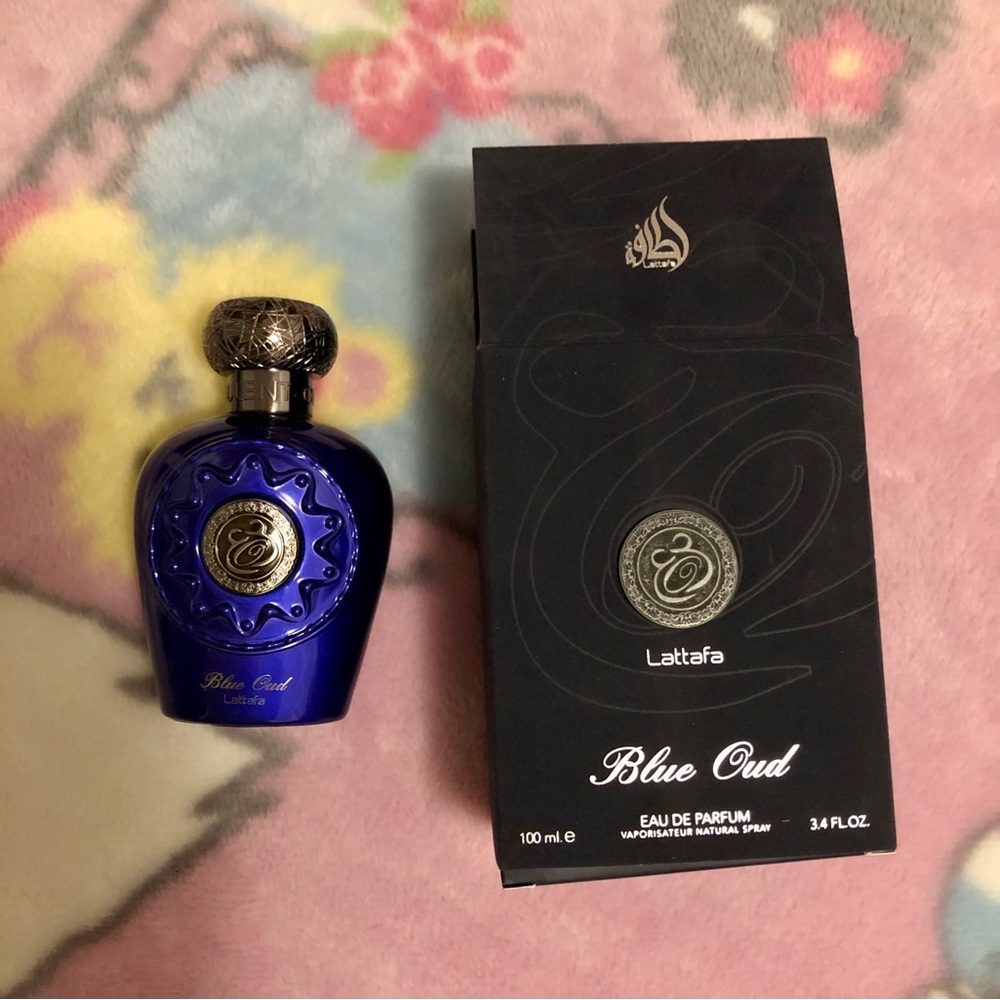 bLuE oud lattafa UAE arab Arabian scent